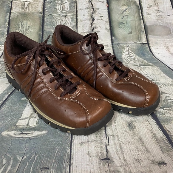 skechers superior levoy